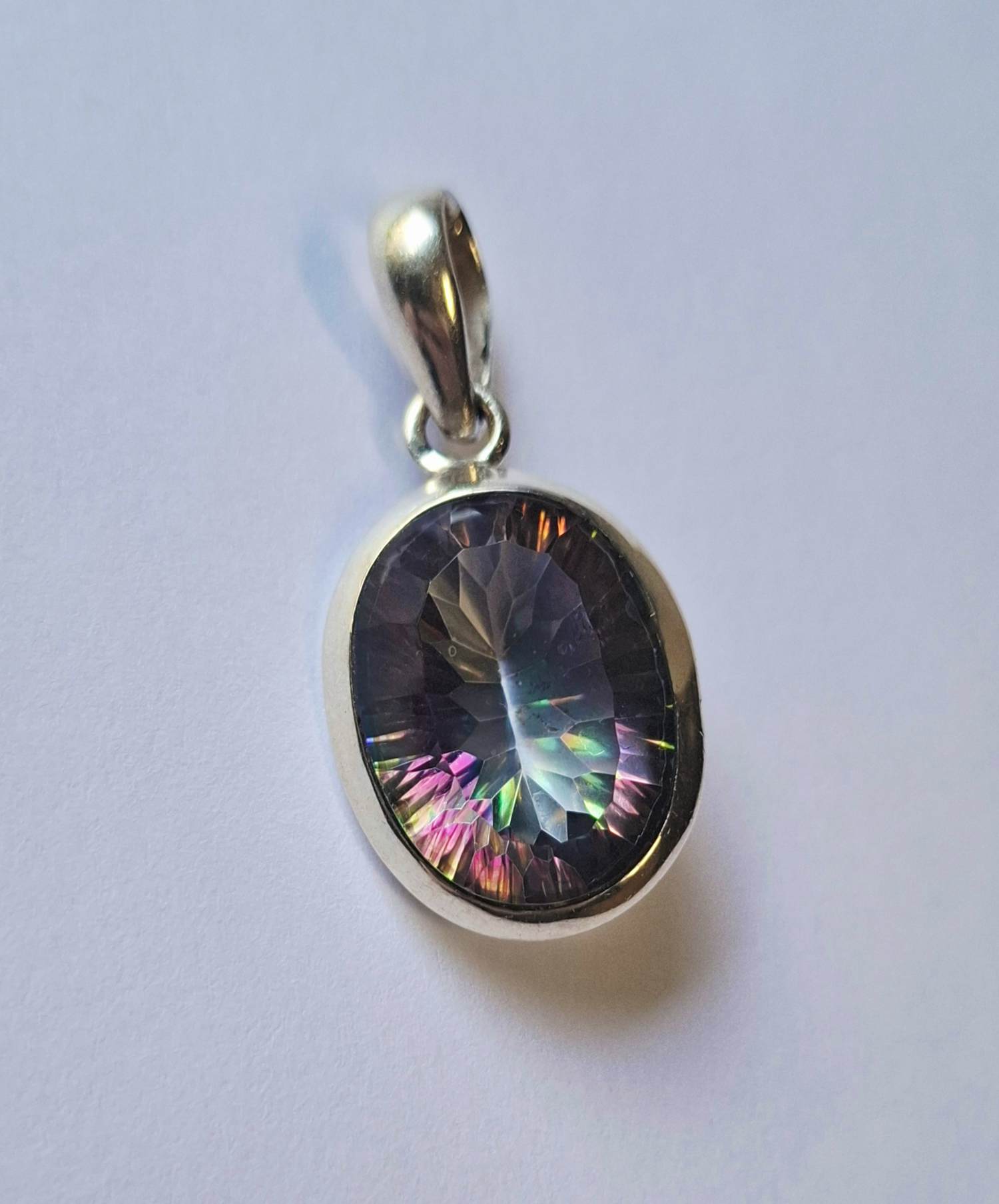 Nieuwe zilveren hanger met Mystic Topaas kopen? Bied vanaf 65!
