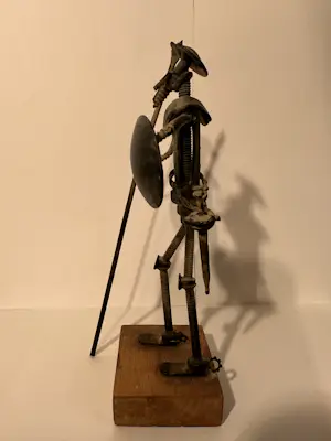 Niet of onleesbaar gesigneerd - Don Quichot figurine in Folk-Art stijl/Nuts & Bolts kopen? Bied vanaf 1!