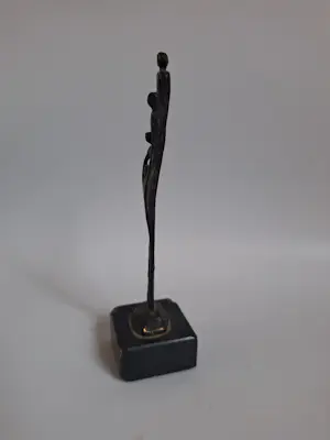 Corry Ammerlaan - Gezin kopen? Bied vanaf 30!