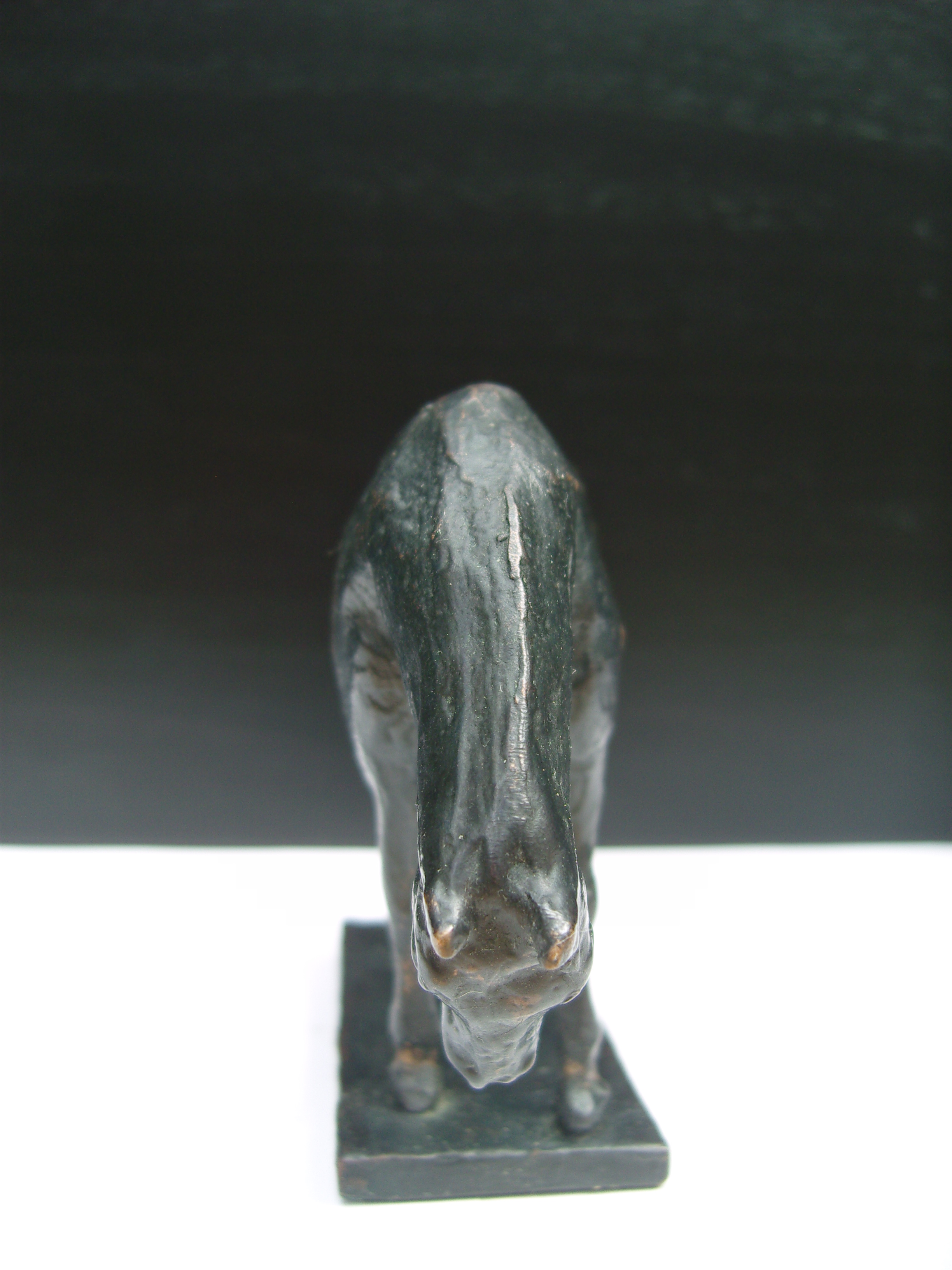 Petronella Wijnekus - Bronzen beeldje van paard kopen? Bied vanaf 150!