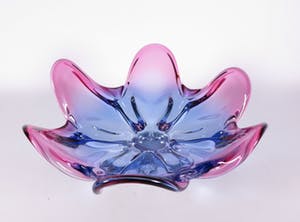 Niet of onleesbaar gesigneerd - Glas, Meerkleurige schaal kopen? Bied vanaf 10!