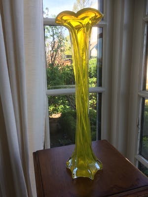 Val-Saint-Lambert - Citroengele hoedenvaas kopen? Bied vanaf 75!