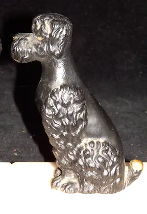 Niet of onleesbaar gesigneerd - 2 Boekensteunen van Honden kopen? Bied vanaf 1!