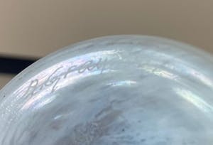 Niet of onleesbaar gesigneerd - Jema Boda Glasbruk - twee gekleurde vaasjes - A. Gray kopen? Bied vanaf 1!