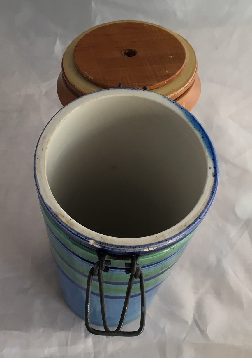 Niet of onleesbaar gesigneerd - Baldelli - Vintage blauw aardewerken voorraadpot met teakhouten deksel kopen? Bied vanaf 1!