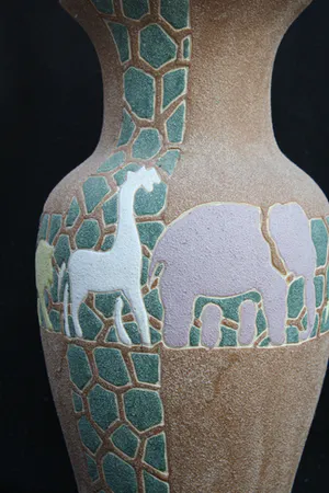 Niet of onleesbaar gesigneerd - Prachtige Grote Zeldzame Kunsternaars Zand-Vaas. kopen? Bied vanaf 1!