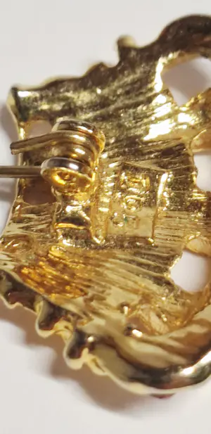 Royal Crown Broche kopen? Bied vanaf 75!