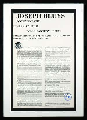 Joseph Beuys - Gesigneerd affiche Bonnefantenmuseum - Ingelijst verkocht voor € 1!