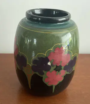 Plateelfabriek Ivora - Glans platelen vaasje kopen? Bied vanaf 28!