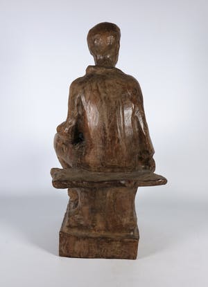 Niet of onleesbaar gesigneerd - Houten sculptuur, Zittende man kopen? Bied vanaf 10!