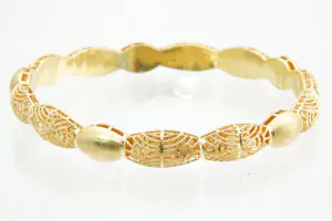 50-  Fraai bewerkte 20kt gouden armband - Arabisch filigrain - gefaseerd model kopen? Bied vanaf 560!
