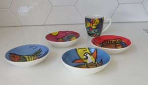 Corneille - Vier porseleinen onderzetters en een kopje kopen? Bied vanaf 28!