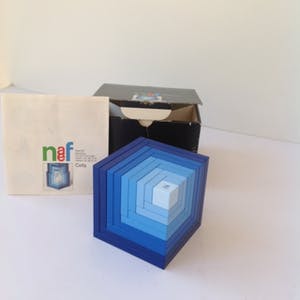 Kurt Naef - Kubus Cella Blue (1978), houten kubus in originele verpakking kopen? Bied vanaf 89!