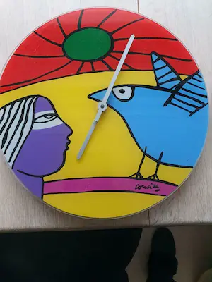 Corneille - 3 kleurrijke klokken met afbeeldingen van Corneille kopen? Bied vanaf 75!