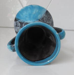 Vallauris Keramiek - Twee Sixties lichtblauwe Fatlava vaasjes kopen? Bied vanaf 1!