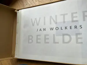 AcheterJan Wolkers - COMPLETE MAP “WINTERBEELDEN” 12 gesigneerde zeefdrukken? Enchérissez de 1750!