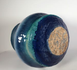 Peter von Hartsvelt Müller - Aardewerk, Blauwe vaas met dubbele rand (Groot) kopen? Bied vanaf 35!