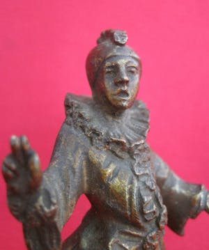 Brons (Onbekend) - Harlekijn uit Comedia dell'arte. kopen? Bied vanaf 65!