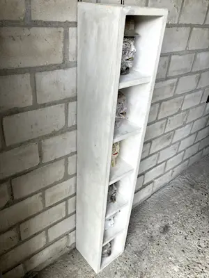 Dick Hageman - Uniek werk keramiek - 6 beelden - " De Buren " in bijbehorende kast / frame kopen? Bied vanaf 150!
