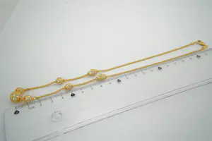 78 -  Hoog gehalte - 22 karaat geel gouden choker met bolletjes kopen? Bied vanaf 760!