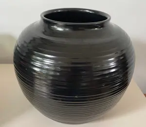 ADCO - XL zwarte ribbelvaas model 1012 kopen? Bied vanaf 1!