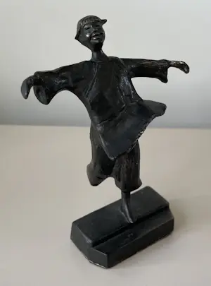 Corry Ammerlaan - Corry Ammerlaan - Bronzen beeldje “Dancing Girl” uitgegeven voor Unicef kopen? Bied vanaf 45!