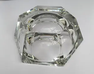 Val-Saint-Lambert - Zware zeshoekige kristallen asbak kopen? Bied vanaf 1!