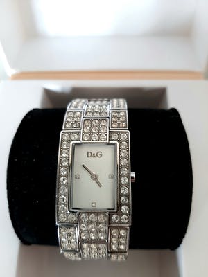 Curiosa - Dolce & Gabbana horloge met Swarovsky kopen? Bied vanaf 1!