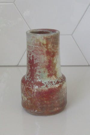 Niet of onleesbaar gesigneerd - Studio Keramiek vaasje met prachtig glazuur oa. ossenbloed en celadon kopen? Bied vanaf 10!