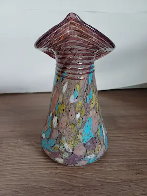 Niet of onleesbaar gesigneerd - Tsjechisch splatter glas /Jack in the pulpit vaasje. kopen? Bied vanaf 1!