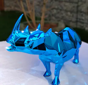 Richard Orlinski - RHINO SPIRIT (AZUR BLUE EDITION) - Skulptur kopen? Bied vanaf 250!