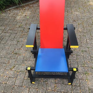 Gerrit Rietveld - replica stoel rood, blauw, geel en zwart kopen? Bied vanaf 200!