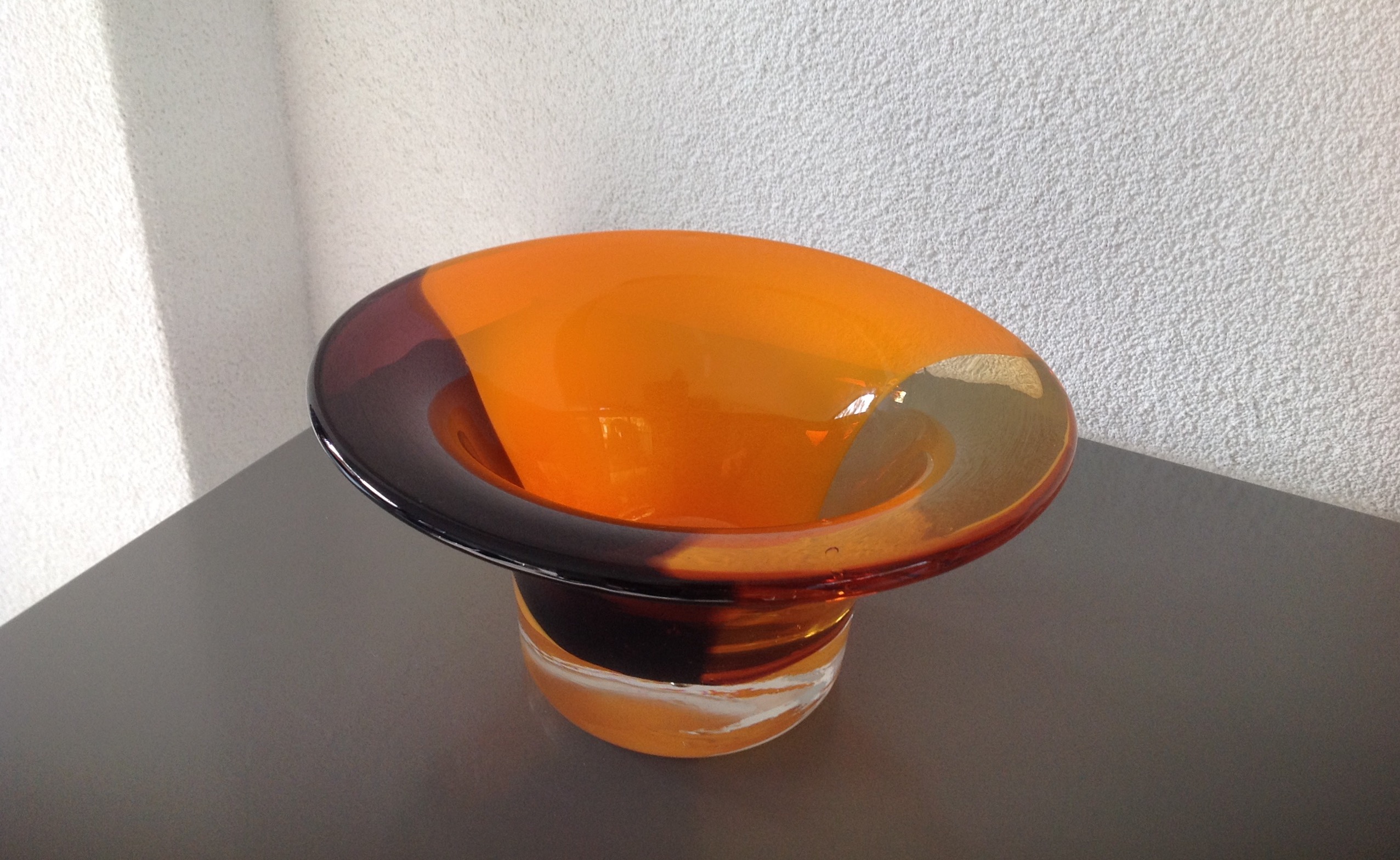 Bernard Heesen - Driekleurige schaal kopen? Bied vanaf 35!