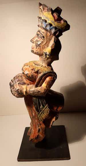 Niet of onleesbaar gesigneerd - Bouwornament verkocht voor € 10!