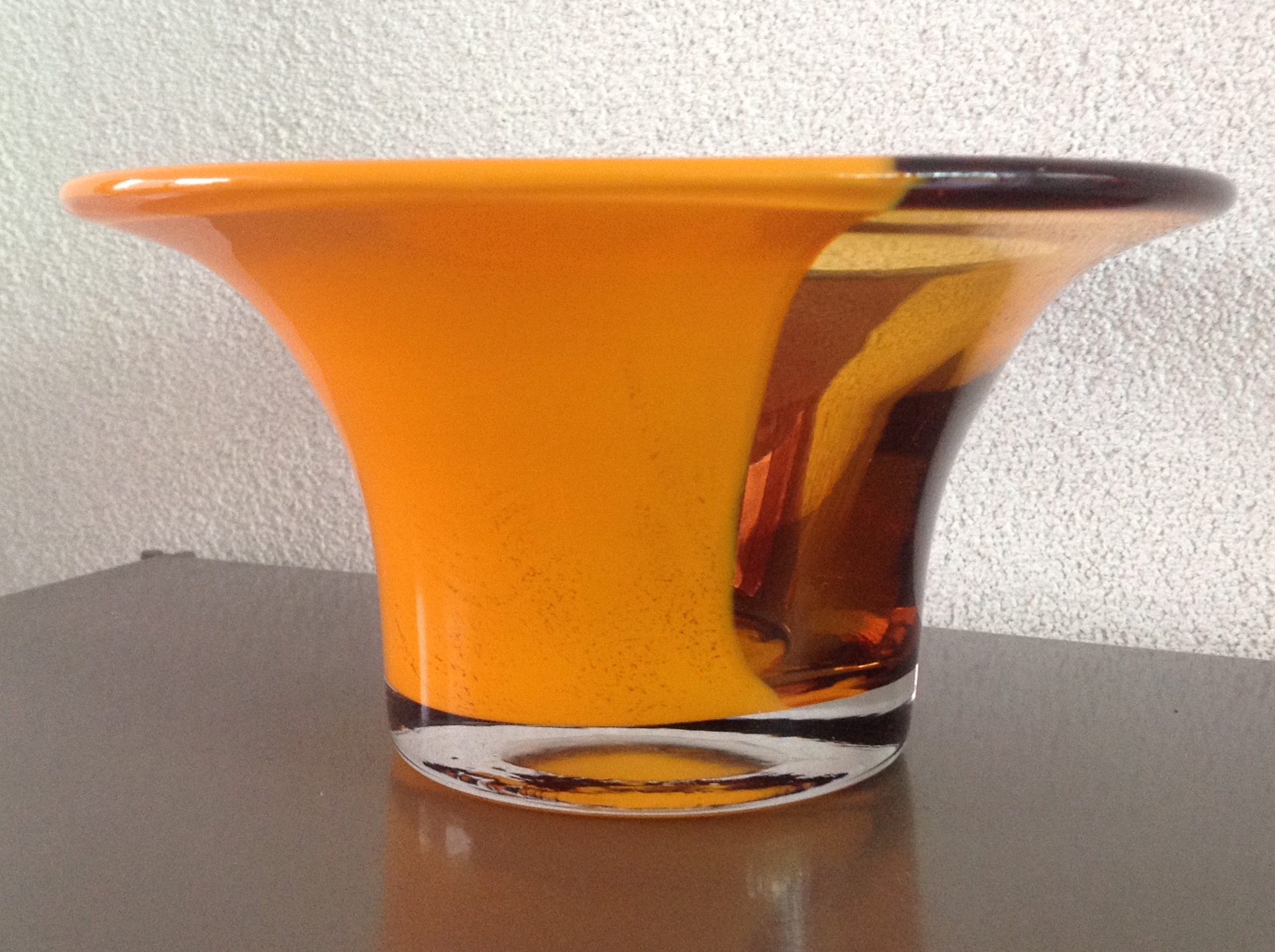 Bernard Heesen - Driekleurige schaal kopen? Bied vanaf 30!