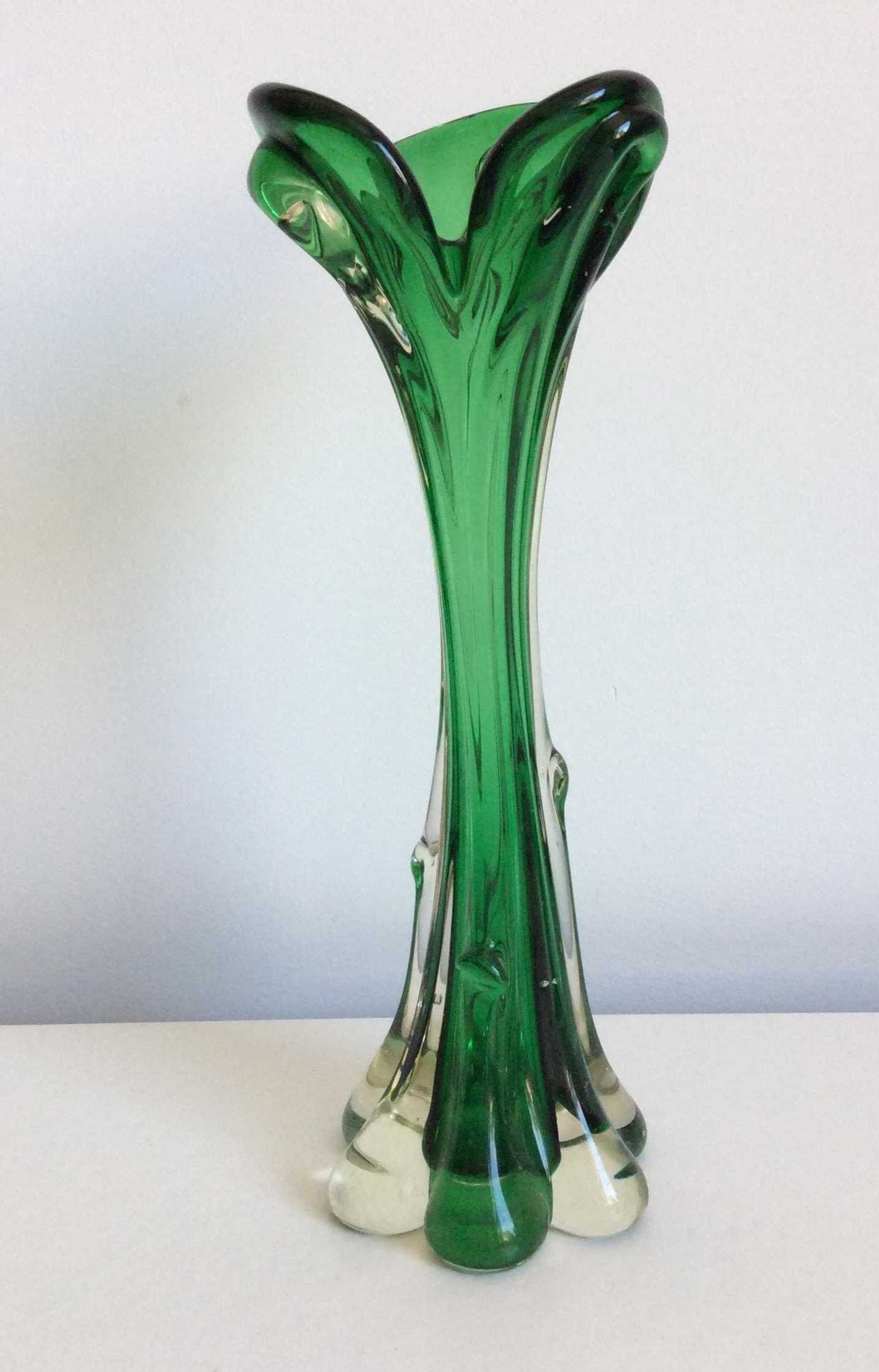 Exbor Sklo - Karlovarske Sklo - groene vintage vaas kopen? Bied vanaf 20!