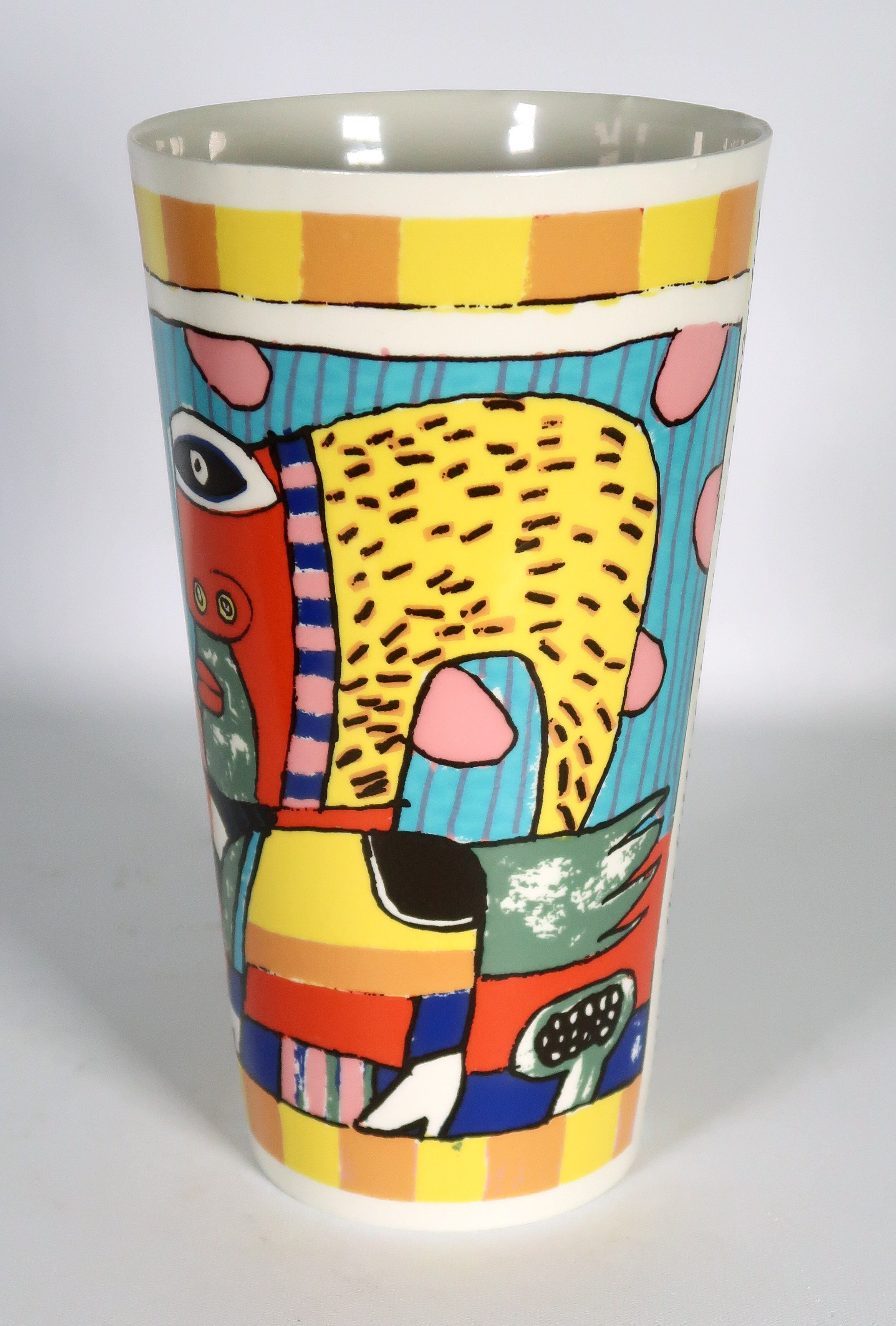 Koninklijke Tichelaar Makkum - Clemens Briels, Vaas, Crossing the fields of the unexpected kopen? Bied vanaf 40!