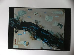 Niet of onleesbaar gesigneerd - “ de tentoonstelling” kopen? Bied vanaf 1!