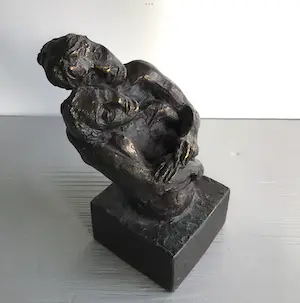 Astrid Veldhuyzen-Koppen - Sculptuur “ De omarming “ kopen? Bied vanaf 89!