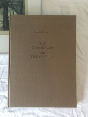 Dick van Luijn - Geerteburg Utrecht en boek het grafische werk van Dick van Luijn kopen? Bied vanaf 30!