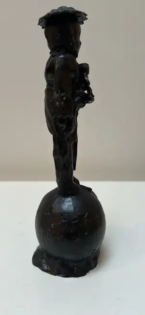 Nicolas Dings - Bronzen sculptuur | Mother earth kopen? Bied vanaf 200!