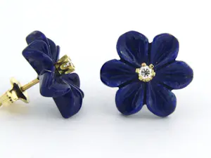 18k geel gouden oorknoppen met lapis lazuli en briljant geslepen diamant 0.08ct kopen? Bied vanaf 160!