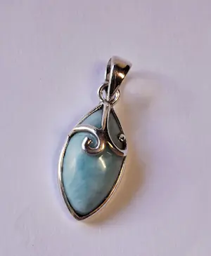 Nieuwe unieke hanger gemaakt van 925 sterling zilver met een Larimar edelsteen. kopen? Bied vanaf 55!
