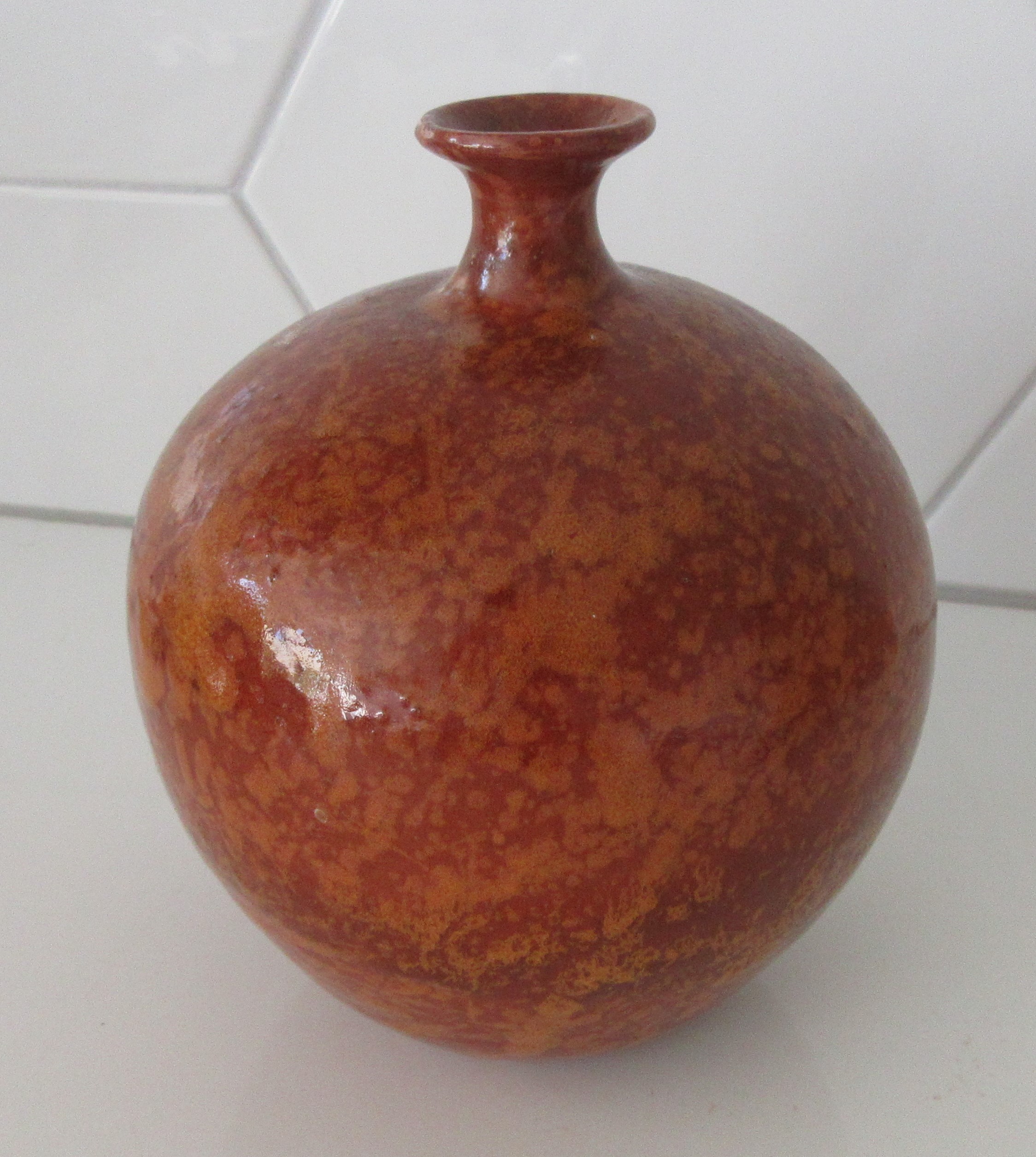 Niet of onleesbaar gesigneerd - Studio aardewerken bolvaas kopen? Bied vanaf 1!