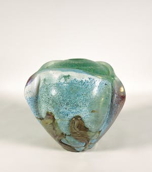 Jean Claude Novaro - Bijzondere glazen vaas met lusterglazuur kopen? Bied vanaf 200!