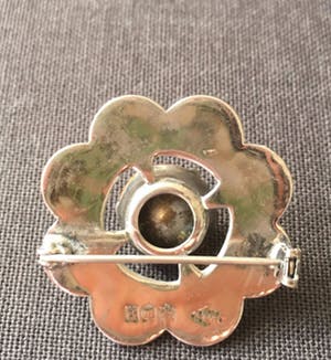 1e gehalte Zilver - ronde Schotse broche met agaat inlegwerk kopen? Bied vanaf 35!