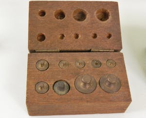 Curiosa - 3 blokken met koperen gewichten kopen? Bied vanaf 1!