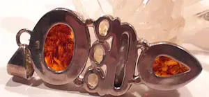 Grote zilveren Hanger met facet geslepen citrien en Amber en streepparel kopen? Bied vanaf 80!