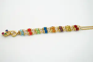 62 - Kleurrijke 20 karaat geel gouden halssieraad met gefacetteerde kralen kopen? Bied vanaf 800!