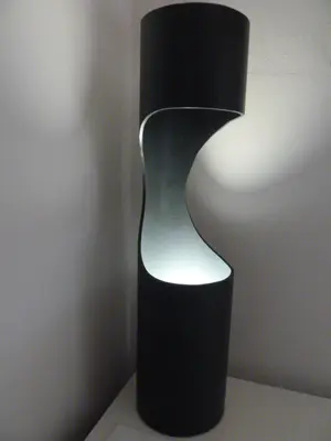 Niet of onleesbaar gesigneerd - Unieke Design tafellamp kaufen? Bieten Sie von 1!